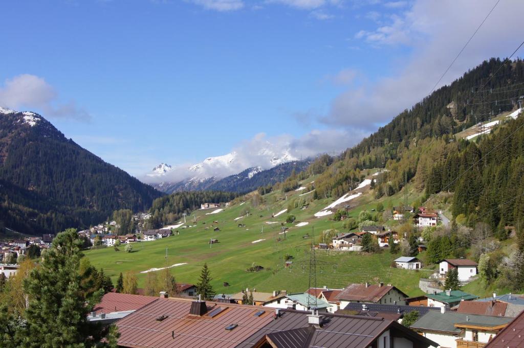 Appartment Sarlo Sankt Anton am Arlberg Bilik gambar